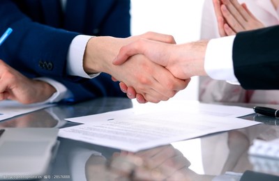 商務(wù)人士辦公場(chǎng)景